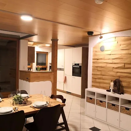 Alter Farbhof Apartman *